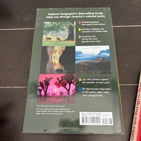 National‎ Geographic Green and Black Travel Guide - Picture 2 of 3